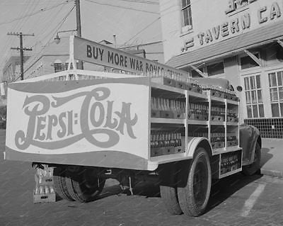 Pepsi Cola Soda Truck 1943 8x10 Reprint Of Old Photo - Photoseeum