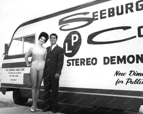 Seeburg Jukebox Stero Demonstration Bus Vintage 8x10 Reprint Of Old Photo - Photoseeum
