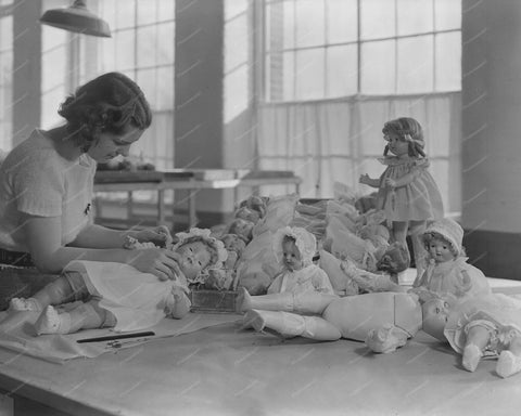 Toy Doll Factory Assembly 1936 8x10 Reprint Of Old Photo - Photoseeum