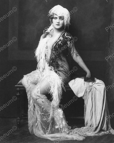 Claudia Dell Show Girl Vintage 8x10 Reprint Of Old Photo 1 - Photoseeum