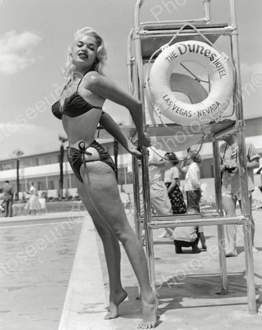 Jayne Mansfield Poses Near Pool Vintage 8x10 Reprint Of Old Photo - Photoseeum