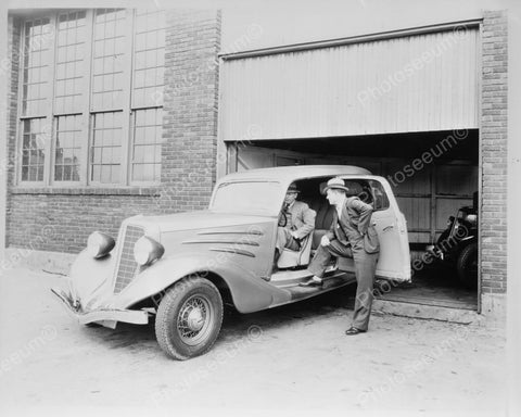 Two Officials Inspect Sedan Auto 1930s 8x10 Reprint Of Old Photo - Photoseeum