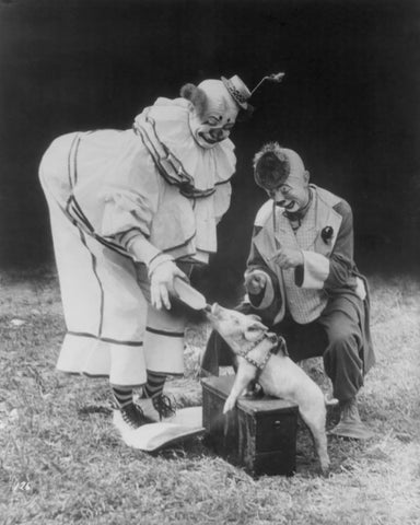 Clowns Feed Small Pig A Bottle! 1930s 8x10 Reprint Of Old Photo - Photoseeum
