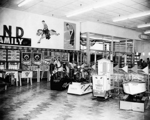 Deptartment Store Amusement Arcade 1960s 8x10 Reprint Of Old Photo - Photoseeum