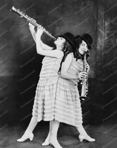 Daisy & Violet Hilton Play Music 1920s 8x10 Reprint Of Old Photo - Photoseeum