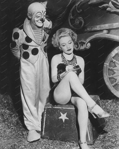 Circus Clown With Pretty Girl Vintage 8x10 Reprint Of Old Photo - Photoseeum