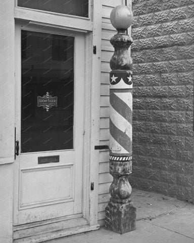 Lucky Tiger Barber Pole Vintage 8x10 Reprint Of Old Photo - Photoseeum