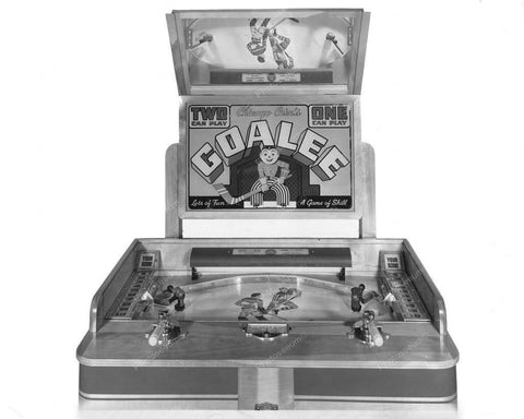 Chicago Coin Goalee Hockey Arcade Machine 1945 8x10 Reprint Of Old Photo - Photoseeum