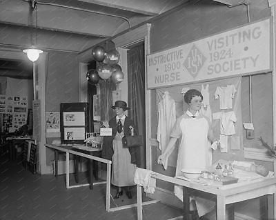 Nurse Uniform From 1924 8x10 Reprint Of Old Photo - Photoseeum