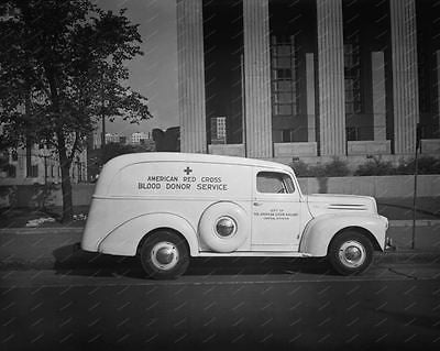 Red Cross Truck 1942 Vintage 8x10 Reprint Of Old Photo - Photoseeum