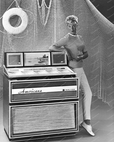 Wurlitzer Jukebox Model 3100 From 1968 Vintage 8x10 Reprint Of Old Photo - Photoseeum
