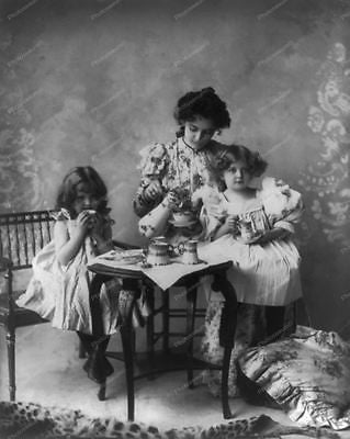 Mother And Children 1898 Vintage 8x10 Reprint Of Old Photo - Photoseeum