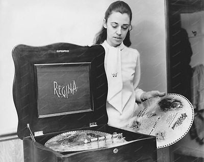 Regina Serpentine Music Box Vintage 8x10 Reprint Of Old Photo - Photoseeum