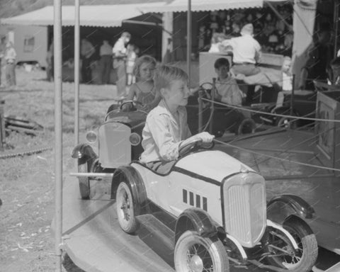 Car Carousel 1941 8x10 Reprint Of Old Photo - Photoseeum