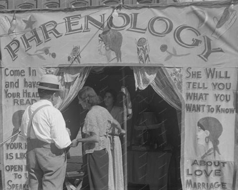 Head Fortune Telling 1938 Vintage 8x10 Reprint Of Old Photo - Photoseeum