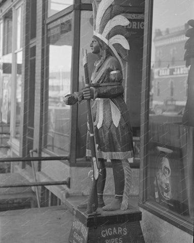 Wooden Indian Cigar Statue 1936 8x10 Reprint Of Old Photo - Photoseeum