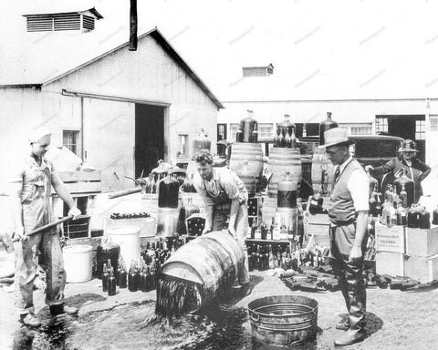 Deputies Dumping Illegal Booze 1932 Vintage 8x10 Reprint Of Old Photo - Photoseeum