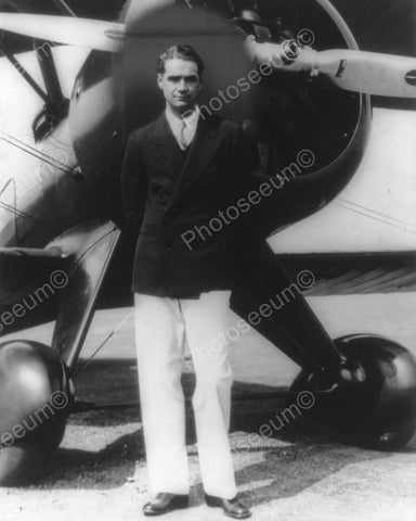 Howard Hughes In Front Of Airplane 8x10 Reprint Of Old Photo - Photoseeum
