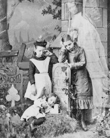 Children Mourn Loss Of Mother Ghost Appears 1889 8x10 Reprint Of Old Photo - Photoseeum