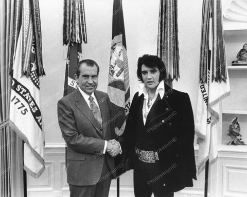 Elvis Presley Meets Pres Richard Nixon 8x10 Reprint Of Old Photo - Photoseeum