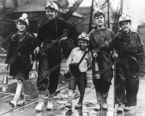 Children Coal Mine Workers 8x10 Reprint Of Old Photo - Photoseeum