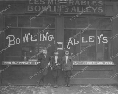 Les Miserables Bowling Alleys Vintage 8x10 Reprint Of Old Photo - Photoseeum