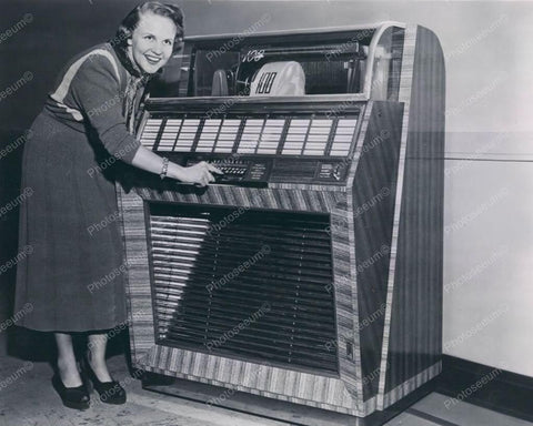 Seeburg 100 Jukebox 1950s 8x10 Reprint Of Old Photo - Photoseeum