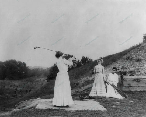 Ladies Play Golf In Victorian White Gowns 1890 8x10 Reprint Of Old Photo - Photoseeum