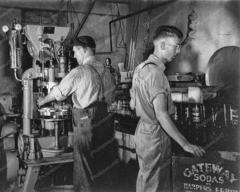 Gateway Soda Bottling Factory Plant Vintage 8x10 Reprint Of Old Photo - Photoseeum