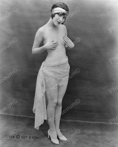 Dancer Demurely Covers Bare Chest  Vintage 1920s Reprint 8x10 Old Photo - Photoseeum