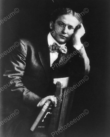 Houdini Poses With Book Portrait 1900s 8x10 Reprint Of Old Photo - Photoseeum