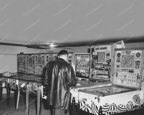 Bingo Pinball Woodrails Confiscated 8x10 Reprint Of Old Photo - Photoseeum