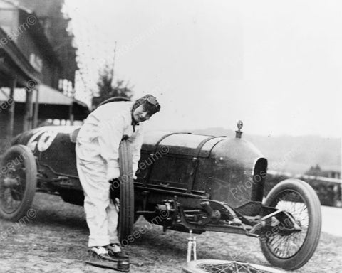 Woman Lifts Tire Of Stutz Weightman Auto 8x10 Reprint Of Old Photo - Photoseeum