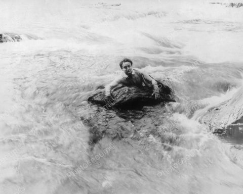 Houdini In Rushing Niagara Falls! 1900s 8x10 Reprint Of Old Photo - Photoseeum