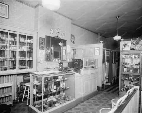 Beauty Shop Vintage Old 8x10 Reprint Of Photo - Photoseeum