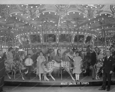 Glen Echo Horse Carousel W Children 8x10 Reprint Of Old Photo - Photoseeum