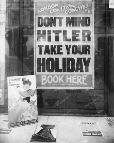 Window Display For Travel During War Vintage 8x10 Reprint Of Old Photo - Photoseeum