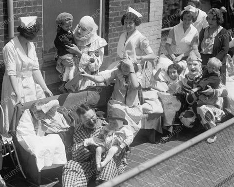Hospital Clowns Entertaining Children 1923 Vintage 8x10 Reprint Of Old Photo - Photoseeum