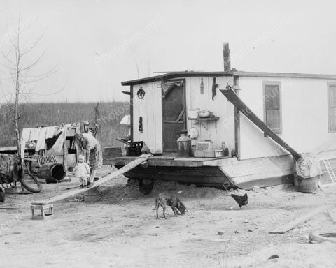 Houseboat Stranded On Mississippi River 8x10 Reprint Of Old Photo - Photoseeum