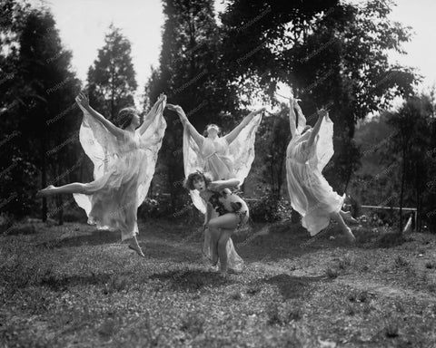 American Ballerinas Leaping Outside 1920 8x10 Reprint Of Old Photo - Photoseeum