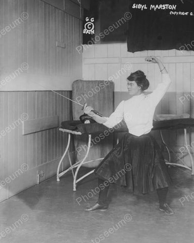 Sibyl Marston Holding Fencing Position Vintage 8x10 Reprint Of Old Photo - Photoseeum