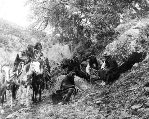 Apache Native Indian Women & Horses 1900 8x10 Reprint Of Old Photo - Photoseeum