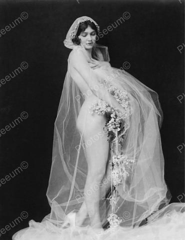 Lora Foster Showgirl Vintage 8x10 Reprint Of Old Photo 1 - Photoseeum