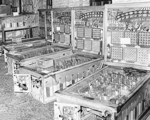 Pinball Warehouse Lotta Fun Bingo Machine Vintage 8x10 Reprint Of Old Photo - Photoseeum