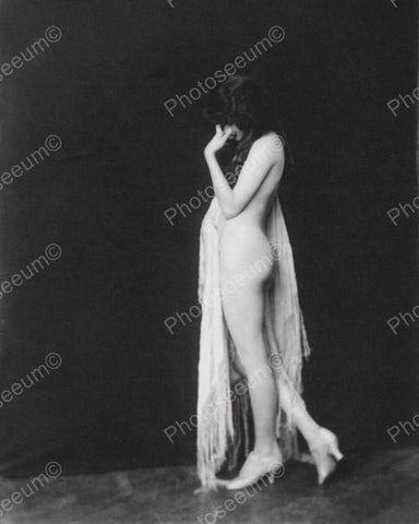 Carol Flower Show Girl Vintage 8x10 Reprint Of Old Photo - Photoseeum