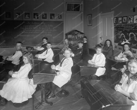 Children At Desks Potomac School 1910s 8x10 Reprint Of Old Photo - Photoseeum