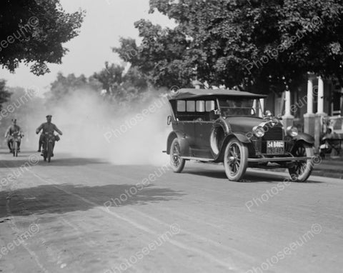 Police On Motorcycles Chase Automobile! 8x10 Reprint Of Old Photo - Photoseeum