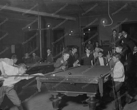 Pool Room In Boston 1930s 8x10 Reprint Of Old Photo - Photoseeum