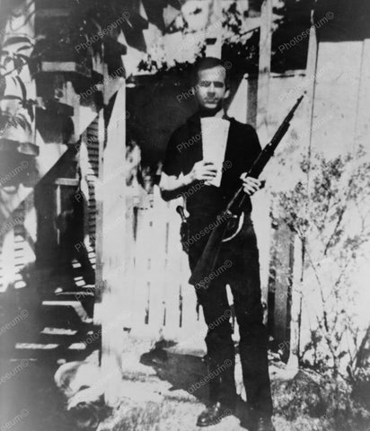 Lee Harvey Oswald Backyard 1963 8x10 Reprint Of Old Photo - Photoseeum