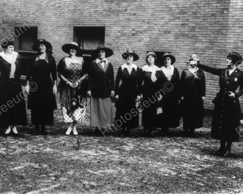 Police Women In Line With Captain 8x10 Reprint Of Old Photo - Photoseeum